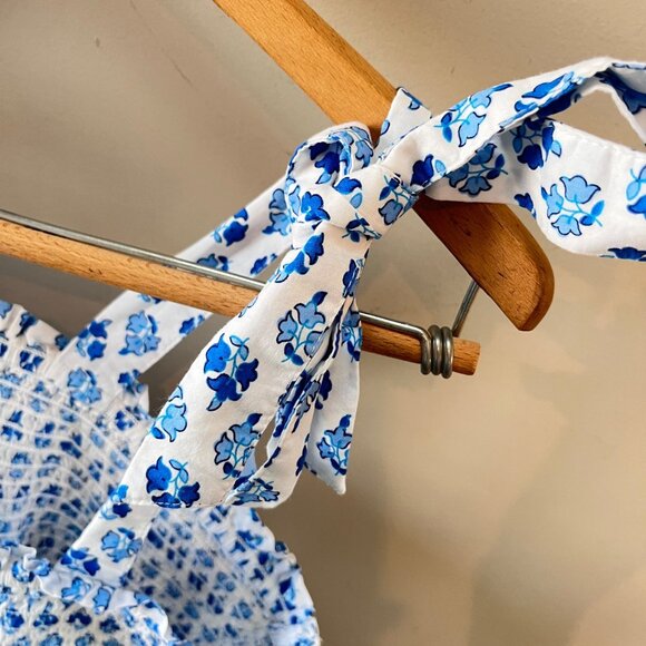 J.Crew Re-Imagined Blue & White Floral Smocked Tank Top With Tie Straps Womens L - Picture 3 of 7
